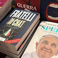 Ad Amalfi arriva “Fratelli di Chat”: Giacomo Salvini presenta il libro-inchiesta al Festival del Giornalismo