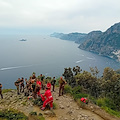 Agerola, Battaglione Trasmissioni Vulture impegnato in un’esercitazione lungo il Sentiero degli Dei