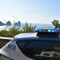 Capri, ruba una borsa “griffata” scambiandola con una borsa contraffatta: denunciato 