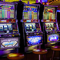 Casal di Principe, scoperta sala giochi illegale in un bar: sequestrate slot machine