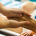 Compleanno speciale all'Ospedale di Battipaglia: paziente compie 102 anni 