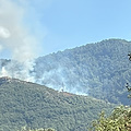 Emergenza incendi nel Salernitano, media di 15 roghi al giorno. Cisl provinciale: "Strategia integrata e più manutenzione"
