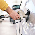 Frode da oltre 112 milioni nel settore carburanti: sequestro per 5 società e 7 persone fisiche nel Casertano 