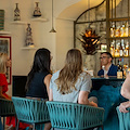 Il bar de Il San Pietro di Positano si rinnova: un restyling che esalta l’arte del buon bere