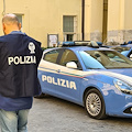 Imponeva cantanti alle feste di piazza: arrestato a Caserta un affiliato al clan dei casalesi
