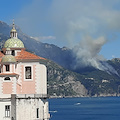 Incendio in località Capo d’Orso di Maiori, riapertura Statale: il messaggio della Conferenza dei Sindaci 