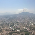 Incendio sul Vesuvio, situazione critica: chiesto l’intervento dell’esercito 