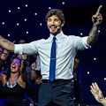 “Meglio Stasera!”: il primo spettacolo live di Stefano De Martino fa tappa quest'estate a Maiori 