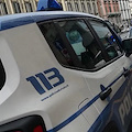 Napoli, 18enne arrestato con una pistola clandestina nascosta sotto il cuscino