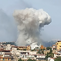Napoli, esplosioni a Pianura: colonna di fumo visibile a chilometri di distanza