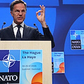 Rutte elogia Trump per aver costretto l’Europa a impegnare il 5% del PIL nella difesa. «Siamo in guerra di produzione con la Russia»