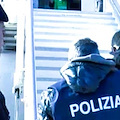 Salerno, scoperto con il permesso di soggiorno falso: straniero denunciato e rimpatriato 