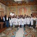 Scuola di Ceramica Vietrese: consegnati i camici agli allievi della seconda edizione. Ora parte il percorso nelle botteghe