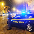 Tentato omicidio, porto abusivo di armi e spaccio di stupefacenti: due misure cautelari a Napoli 