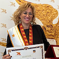 Tramonti e l’eccellenza della pizza: a Rosaria Amato il premio di “Cavaliere della Cucina italiana nel mondo”