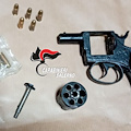 Vietri, durante perquisizione viene trovato in possesso di pistola a tamburo carica e con la matricola abrasa: arrestato 35enne 