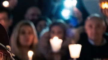 Ad Angri fiaccolata per Flavio, il giovane in gravi condizioni dopo un incidente a Sorrento