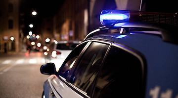 Aggredito volontario della Protezione Civile durante festa patronale a Battipaglia: 4 denunciati per violenza e lesioni