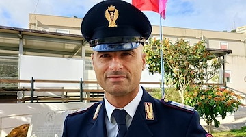 Agrigento, tenta di togliersi la vita per una delusione d’amore: 22enne salvato da un poliziotto