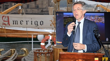 Amerigo Vespucci e Giro d'Italia: due eccellenze italiane per una giornata simbolica a Napoli 