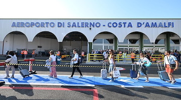 Capodichino in tilt, Aeroporto Costa d'Amalfi e Cilento sotto pressione: sindacati chiedono più mezzi e tutele