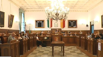 Cava de' Tirreni, il Consiglio Comunale approva l’Azienda Speciale Consortile 