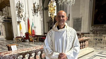 Don Luigi Pecoraro nuovo assistente spirituale del Corpo di Polizia locale di Napoli
