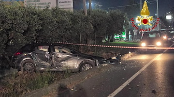Eboli, grave incidente sulla SS18: otto feriti in un maxitamponamento tra cinque auto 