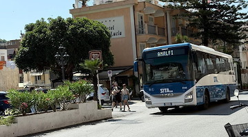 Firmato l’accordo tra FILT CGIL, FIT CISL e SITA Sud: più tutele per i lavoratori durante l’estate