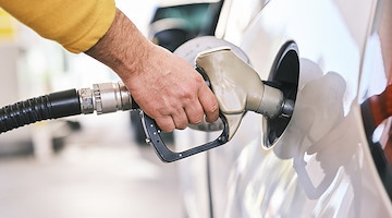 Frode da oltre 112 milioni nel settore carburanti: sequestro per 5 società e 7 persone fisiche nel Casertano 