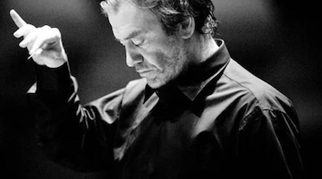 Gergiev alla Reggia di Caserta, musica d’autore e la polemica di Pina Picierno