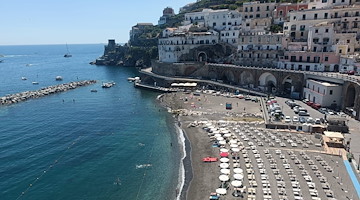 Gestione della spiaggia attrezzata: se ne occuperà la neo-costituita "Atrani Next Hub"