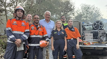 Incendio al Vesuvio, Caputo: "Situazione critica, ma salve colture e vigneti" 