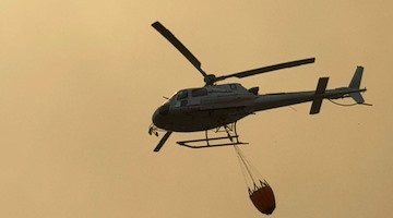 Incendio al Vesuvio, domate le fiamme: partita la prima bonifica emergenziale 