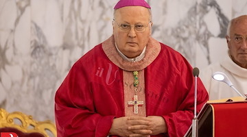 «La Pasqua ci ricorda che la morte non ha mai la risposta definitiva». Il messaggio pasquale di Mons. Orazio Soricelli 