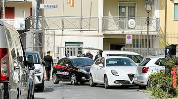 Maiori, controlli negli esercizi commerciali: denunciate due persone per vendita di cannabis light 