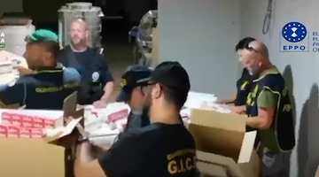 Maxi sequestro della Guardia di Finanza a Foggia: smantellata centrale clandestina di sigarette tra le più grandi d'Europa