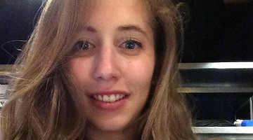 Napoli, Chiara morta dopo essere stata colpita da una statuetta: a lanciarla è stato un 13enne 