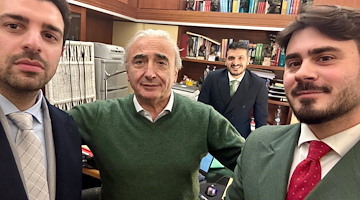 Napoli, pedone investito da un camioncino in retromarcia: risarcimento danni di circa 100mila euro 