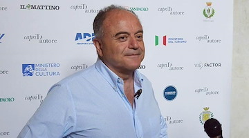 Nicola Gratteri a Piano di Sorrento per il secondo appuntamento del "Festival Internazionale del Giornalismo e del Libro d’Inchiesta"