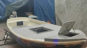 Odori nauseabondi a Capodimonte, sequestrato un rimessaggio per imbarcazioni realizzato in una cavità tufacea