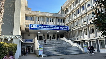 Osteoporosi, visita rinviata di oltre un anno: la lunga attesa di una donna malata a Salerno