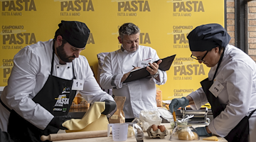 Paestum, dal 30 maggio al 1° giugno torna il Campionato della Pasta fatta a mano