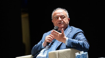 "Positano Mare, Sole e Cultura": Nicola Gratteri taglia il nastro della XXXIII edizione della rassegna letteraria 