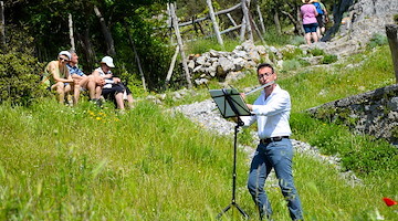 Sabato 17 maggio “I Suoni degli Dei” fa tappa a Colle Serra: protagonista il duo di flauti Scannapieco–Mingo