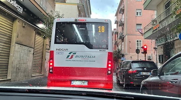 Salerno, autista di Busitalia molestata da un passeggero: l'ennesima aggressione contro i lavoratori del trasporto pubblico