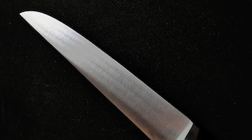 Salerno, lite tra tre cittadini stranieri: donna ferita con un coltello da cucina 