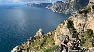 Sentiero degli Dei: è ora di rendere obbligatoria l'assicurazione per gli escursionisti?