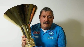 Tommaso Starace saluta il Napoli: va in pensione lo storico magazziniere dopo 48 anni