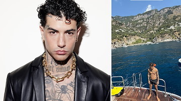 Tony Effe si gode l'estate in Costiera Amalfitana: tuffi e relax al largo di Positano 